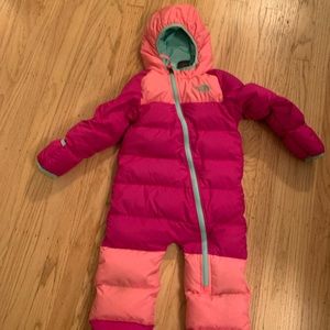 The north face down snow suit size 18-24